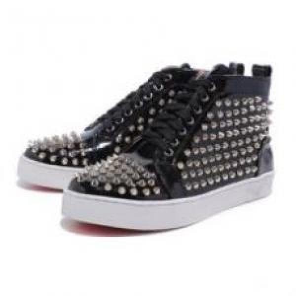 カジュアルシューズ 2026 流行や季節に拘らないデザイン シューズ Christian Louboutinコピー クリスチャンルブタンコピー 魅惑
