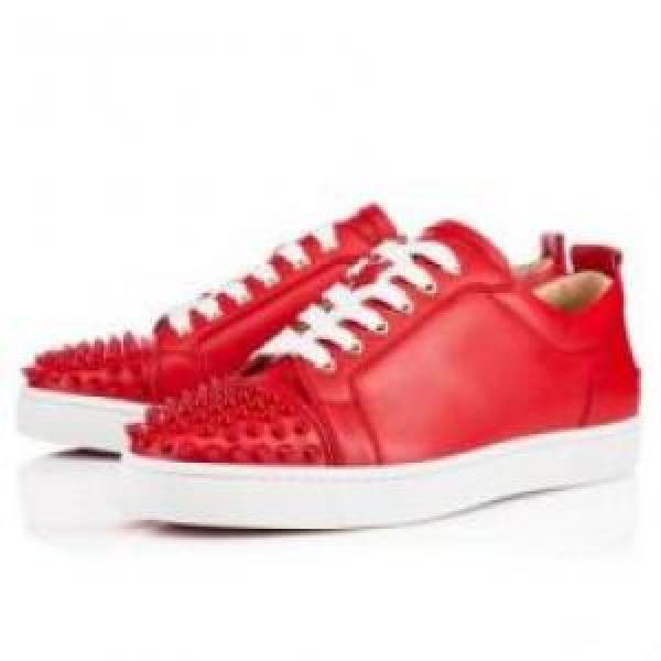 最安値！2026  Christian Louboutinコピー シューズ クリスチャンルブタンコピー 抜群な楽チン感ある大定番 カジュアルシューズ