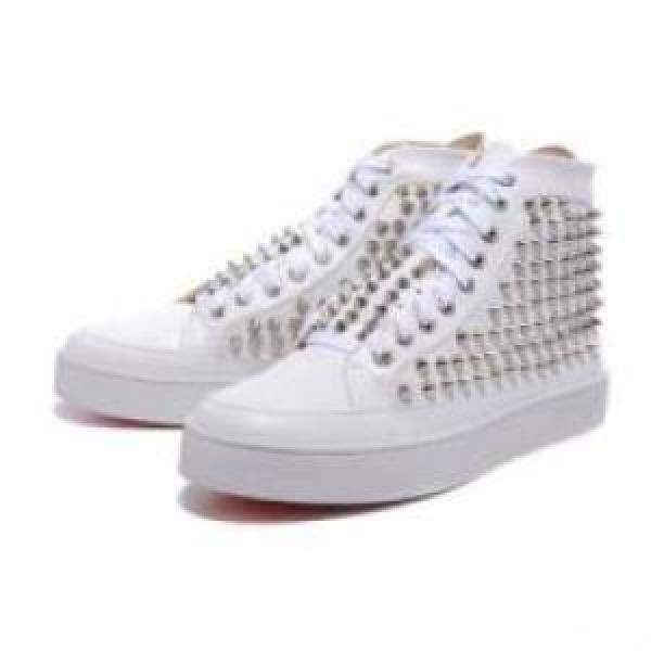 Christian Louboutinコピー カジュアルシューズ 抗菌・防臭加工 2026 シューズ 大絶賛！  クリスチャンルブタンコピー