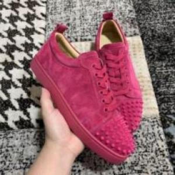 Christian Louboutinコピー クリスチャンルブタンコピー 2026  愛らしさ抜群！ カジュアルシューズ シューズ 優しい履き心地