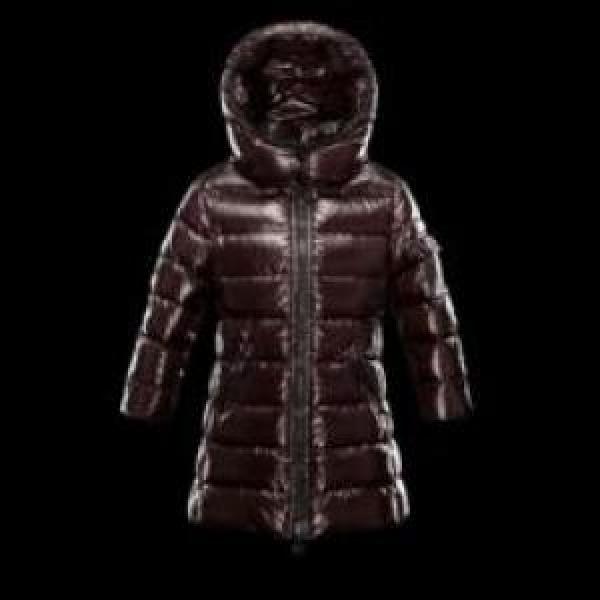 MONCLERコピー 保温性を発揮する モンクレールコピー ダウンジャケット  今からの季節にピッタリ！ 2025