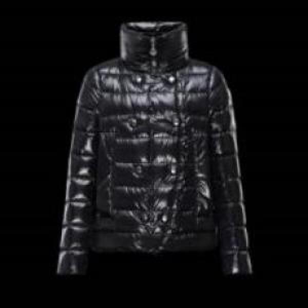 【大人気】定番商品 風も通さない ダウンジャケット モンクレールコピー  2025  MONCLERコピー
