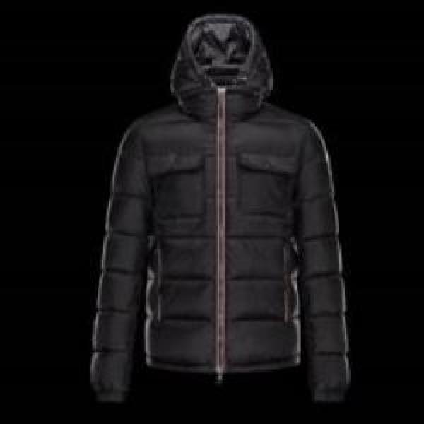 モンクレールコピー  MONCLERコピー ポップ 2026  ダウンジャケット コーデに合わせ