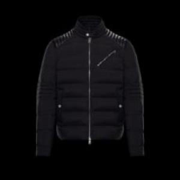 オリジナルモンクレールコピー ダウンジャケット 防湿性に優れ MONCLERコピー 2026