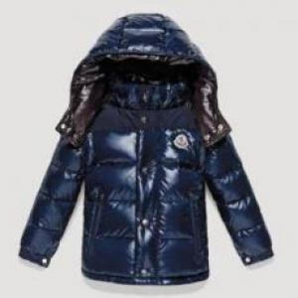 防湿性に優れ ダウンジャケット 2025 MONCLERコピー お買い得品 モンクレールコピー