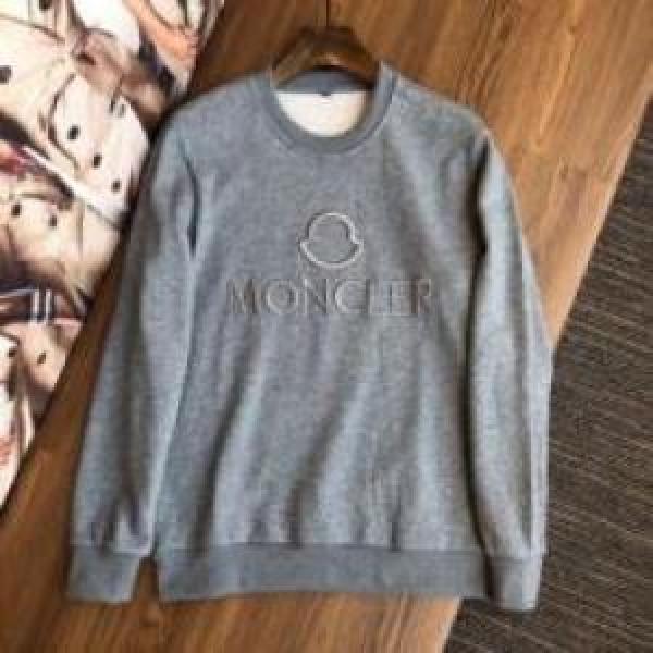 定番無地パーカー ブランドスーパーコピー お洒落自在 モンクレール MONCLER 2026 プルオーバーパーカー 3色可選