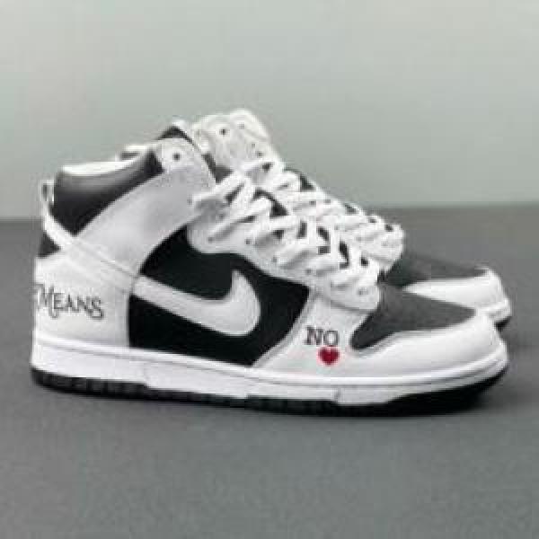 2026 SUPREMEコピー ハイプ ランニングシューズ Supreme x Nike SB Dunk シュプリーム コピー