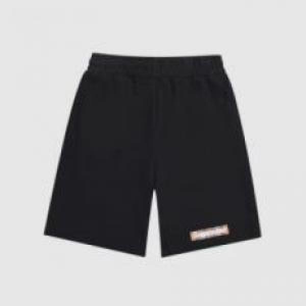 BURBERRY &times; Supreme お洒落自在 2色可選 2026 シュプリーム コピー  セール中 SUPREMEコピー ショートパンツ