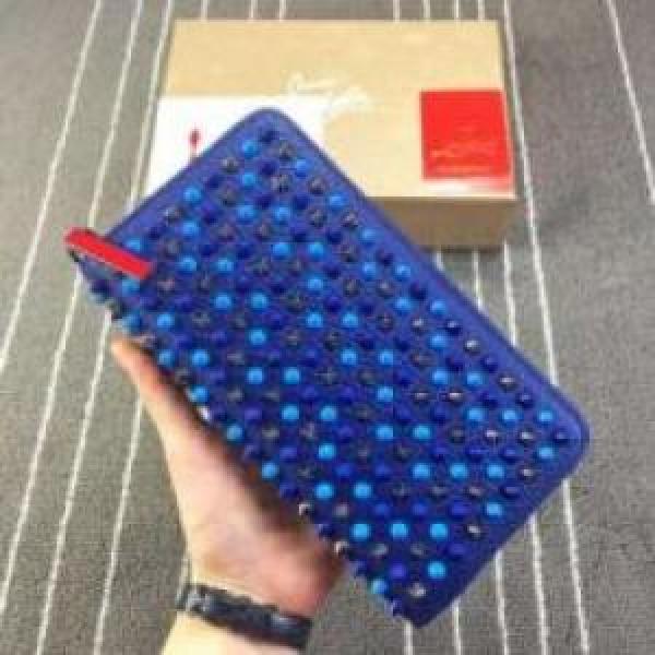 大容量 Christian Louboutinコピー ウォレット 2026 多機能 クリスチャンルブタンコピー 上品な輝きを放つ形.610.