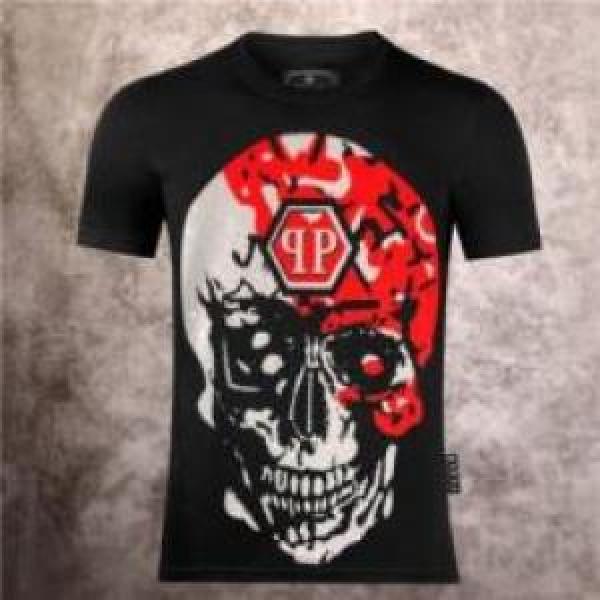 自然な肌触り 2色可選 スタイリッシュな印象 フィリッププレイン PHILIPP PLEIN フィリッププレインブランドコピー 2026春夏 半袖Tシャツ