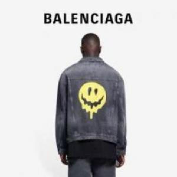 BALENCIAGAコピー 存在感のある バレンシアガコピー 風合いの出る トップス デニムジャケット 2026
