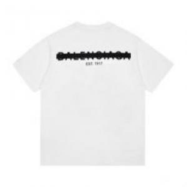 BALENCIAGAコピー 半袖Tシャツ 流行に関係なく長年愛用できる 快適 バレンシアガコピー 2026