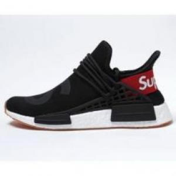 Supreme&times;nmd 大人のセンスを感じさせる シュプリーム コピー 2026 SUPREMEコピー ランニングシューズ