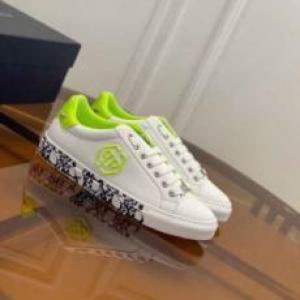 PHILIPP PLEIN フィリッププレインスーパーコピー 靴 高級感ある 2026 フラットシューズ スニーカー 冬新作 メンズ スニーカー 靴 疲れないカジュアルシューズ