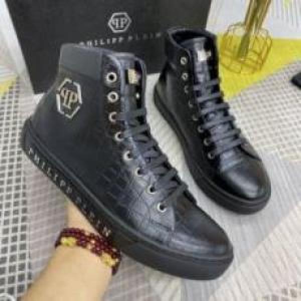 PHILIPP PLEIN偽物ブランド 脱げない 履きやすい 軽量スニーカー 存在感◎ フィリッププレイン PHILIPP PLEIN 2026 ハイトップシューズ