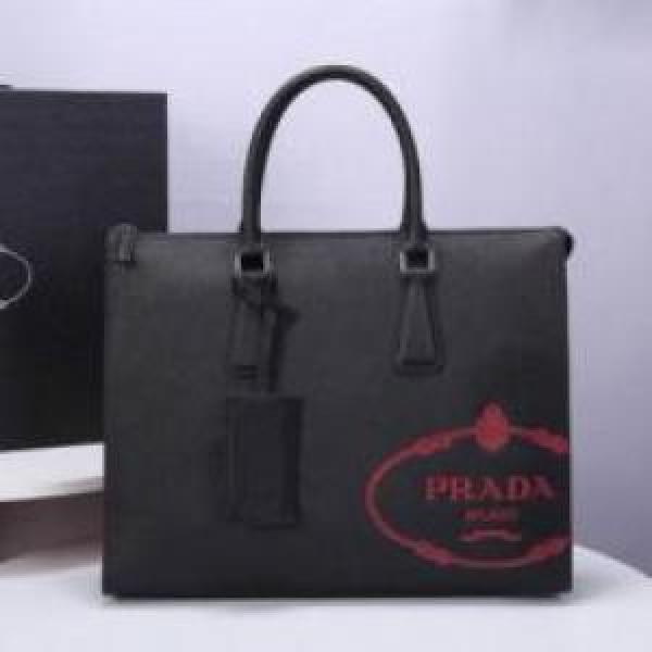 バッグ 高級感溢れるデザイン 2026  PRADAコピー ハンドバッグ プラダコピー お買得.623.