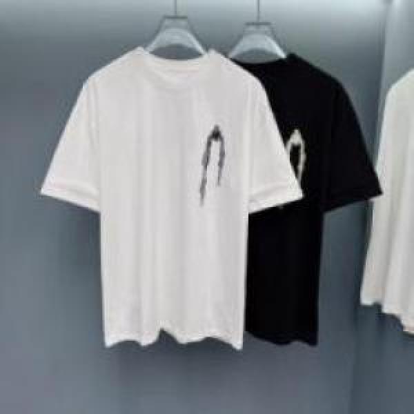 人気が爆発  プラダコピー 2色可選 2026 半袖Tシャツ 高級感ある PRADAコピー
