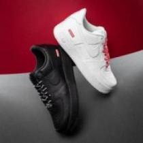 男女兼得 ランニングシューズ シュプリーム コピー  2色可選 Supreme&times;Nike 2026 SUPREMEコピー