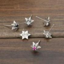 ピアス 六つ星 CHROME HEARTSコピー 確定となる上品 クロムハーツコピー  2026