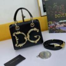 2026 多色可選 確定となる上品 手持ち&ショルダー掛け ドルチェ＆ガッバーナコピー Dolce&Gabbanaコピー バッグ 小型 軽量.600.