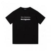 快適な着心地 2026 2色可選  半袖Tシャツ バレンシアガコピー  BALENCIAGAコピー 強い魅力を感じる一枚