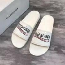 2026 軽量で疲れにくい 争奪戦必至 バレンシアガコピー  BALENCIAGAコピー 2色可選  スリッパ
