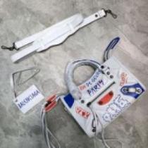確定となる上品 BALENCIAGAコピー 高級感を備えている ショルダーバッグ バレンシアガコピー 2026.597.