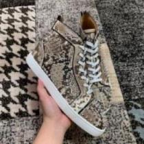 クリスチャンルブタンコピー 海外セレブ定番愛用  2025 シューズ  Christian Louboutinコピー カジュアルシューズ