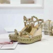 活用できるアイテム  2025 Christian Louboutinコピー サンダル パンプス 軽量 クリスチャンルブタンコピー シューズ
