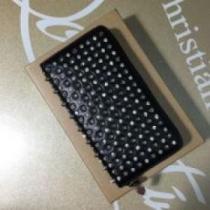 コードバン財布 クリスチャンルブタンコピー ミドルウォレット Christian Louboutinコピー ウォレット 2026.610.