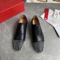 カジュアルシューズ ファション性の高い  シューズ  Christian Louboutinコピー 2025 クリスチャンルブタンコピー 入手困難！