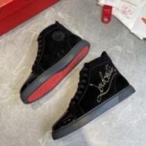 ランキング1位 Christian Louboutinコピー  2025 シューズ クリスチャンルブタンコピー スニーカー 飽きの来ない
