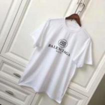 存在感のある デザイン性の高い BALENCIAGAコピー 2026 半袖Tシャツ バレンシアガコピー