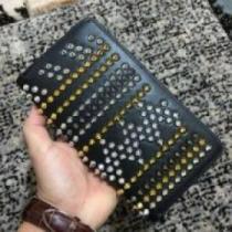 ウォレット 2026 デザイン性の高い クリスチャンルブタンコピー Christian Louboutinコピー.610.