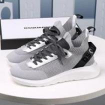 多色可選 2026 ディースクエアードコピー シューズ スニーカー 大人の雰囲気抜群 DSQUARED2コピー 高品質