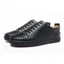 シューズ  2026  Christian Louboutinコピー 優美なお出かけスタイル カジュアルシューズ  クリスチャンルブタンコピー すべり防止