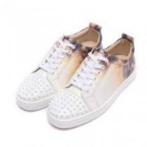 高級感漂わせる 2026 Christian Louboutinコピー カジュアルシューズ  落ち着いた感覚 クリスチャンルブタンコピー シューズ