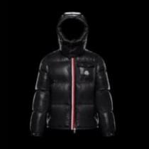 多色可選 2026 お洒落に魅せる モンクレールコピー  防寒具としての機能もバッチリ MONCLERコピー ダウンジャケット