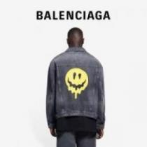 BALENCIAGAコピー 存在感のある バレンシアガコピー 風合いの出る トップス デニムジャケット 2026