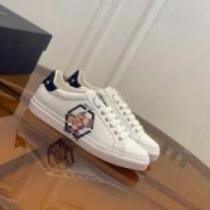 2026 フラットシューズ スニーカー 快適なフォールド感と 首胸ロゴ フィリッププレインスーパーコピー PHILIPP PLEIN