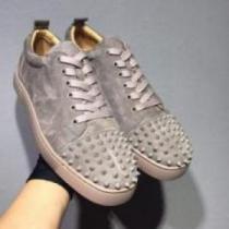 Christian Louboutinコピー 入手困難！ 2026 クリスチャンルブタンコピー セレブ風  シューズ カジュアルシューズ