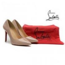 Christian Louboutinコピー 強い魅力を感じる一枚  2026 リゾートスタイル クリスチャンルブタンコピー  シューズ ハイヒール
