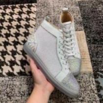 Christian Louboutinコピー 定番のアイテム 2025 クリスチャンルブタンコピー クッション加工 スニーカー シューズ