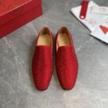 ナチュラルな素材感 2025 シューズ カジュアルシューズ  クリスチャンルブタンコピー  Christian Louboutinコピー お洒落自在