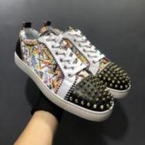 クリスチャンルブタンコピー 存在感のある  Christian Louboutinコピー 2025  シューズ 防水機能に優れ カジュアルシューズ