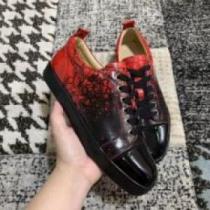 クリスチャンルブタンコピー 優美なお出かけスタイル カジュアルシューズ シューズ 2025 Christian Louboutinコピー