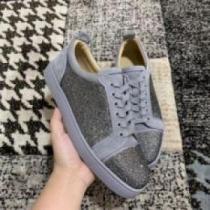 Christian Louboutinコピー クリスチャンルブタンコピー シューズ 抜群な楽チン感ある大定番  2026  カジュアルシューズ