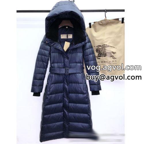 2色可選 バーバリーコピー 2022 BURBERRYコピー  ダウンジャケット薄着でも十分過ごせるこの冬絶対に重宝する一着