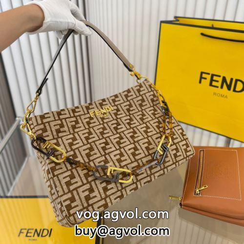 上品な輝きを放つ形 フェンディコピー 3色可選 人気ブランド  FENDIコピー ショルダーバッグ  2022