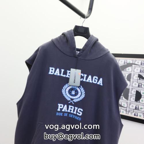 お洒落な存在感 バレンシアガコピー  BALENCIAGAコピー  2022 パーカー ボリュームネックフード付き